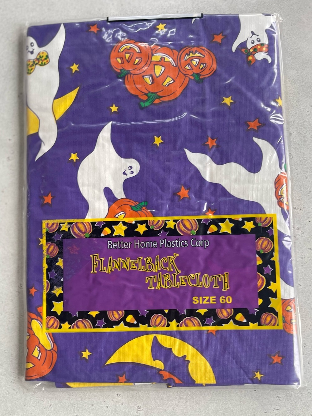 Vintage Halloween Vinyl Tablecloth Jack-o-lanterns Pumpkins Ghosts 90s 60” Round